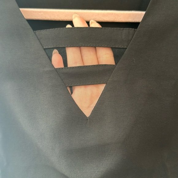 Black Blouse - Picture 10 of 10